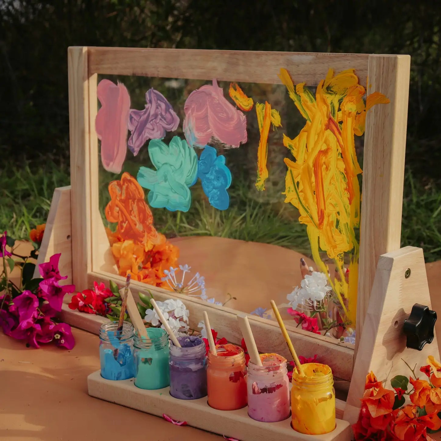 Qtoys 4 in 1 table Easel