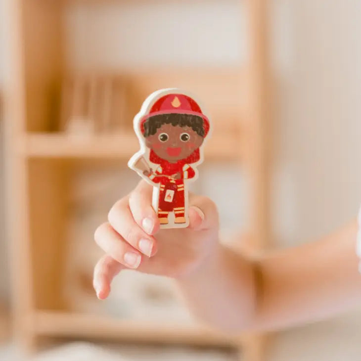 Qtoys Wooden Portable fire station