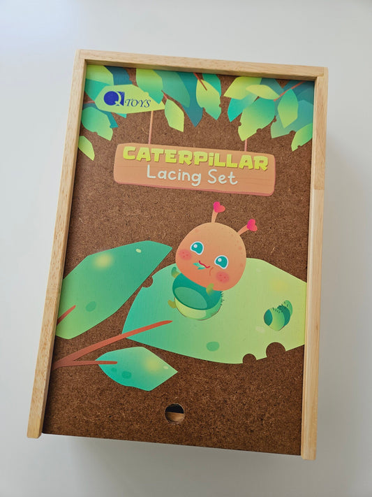 Qtoys Wooden Caterpillar Lacing Set
