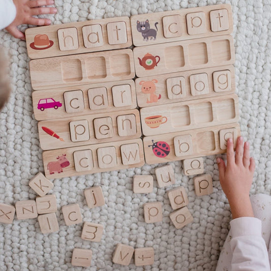 Qtoys Wooden Picture Word Board