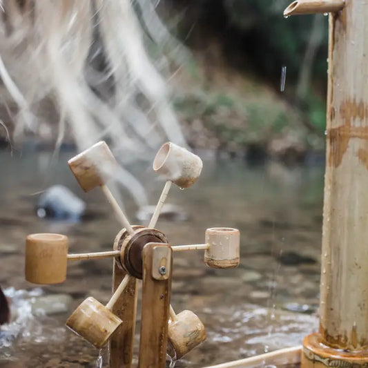 Qtoys Bamboo Water Mill