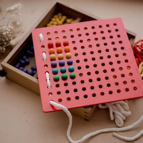 Qtoys Wooden Froebel Peg and Lacing Board