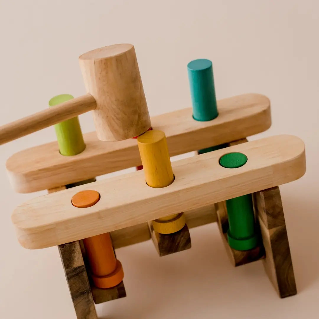 Qtoys Wooden Pound A Peg