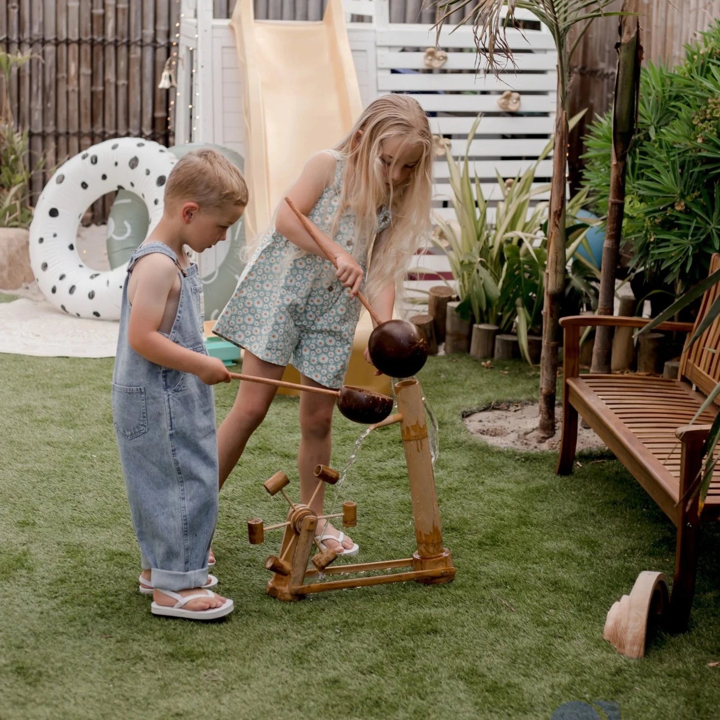 Qtoys Bamboo Water Mill