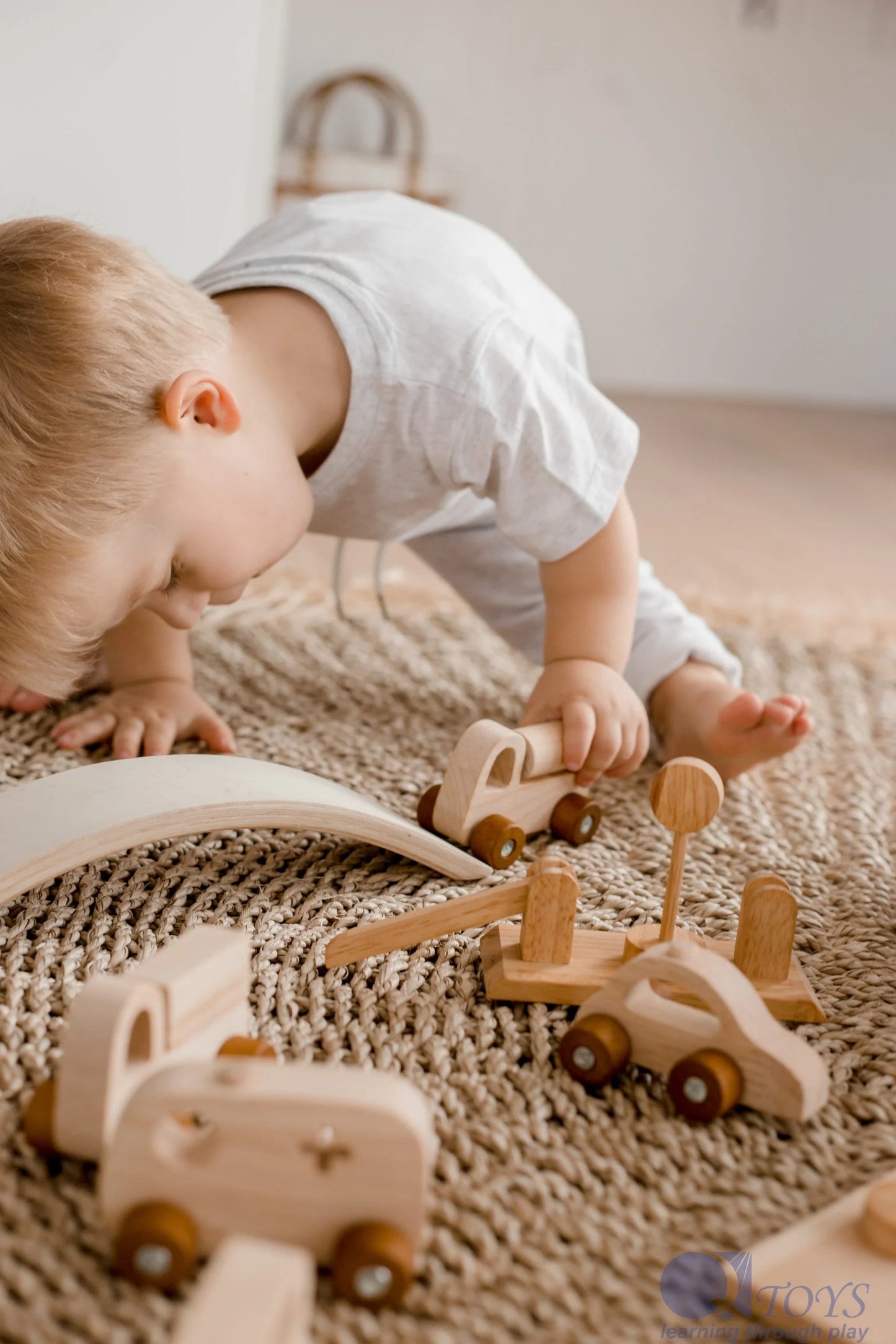 Qtoys Wooden Vehicle Play set