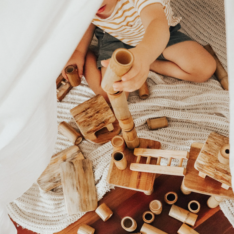 Qtoys Bamboo Building Set with Houses