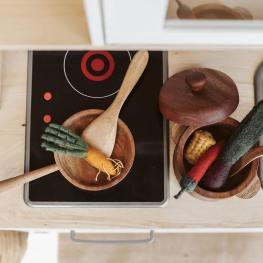 Qtoys Wooden Mahogany Pan & Pot Set