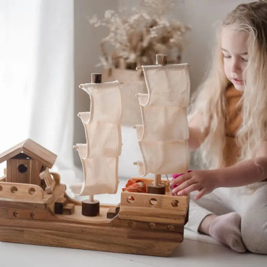 Qtoys Wooden Pirate Ship