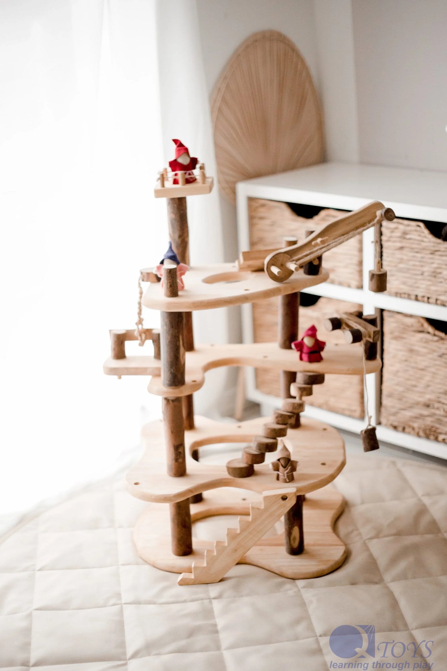 Qtoys Wooden Three level tree house play set