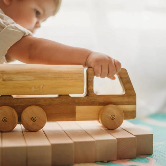 Qtoys Wooden Simple Tanker
