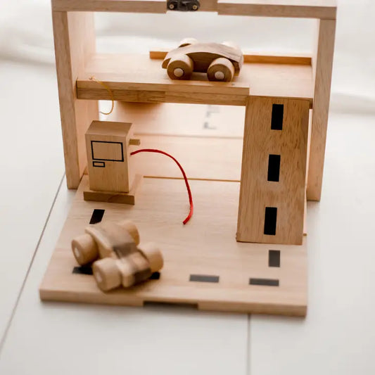 Qtoys Wooden Portable car park set