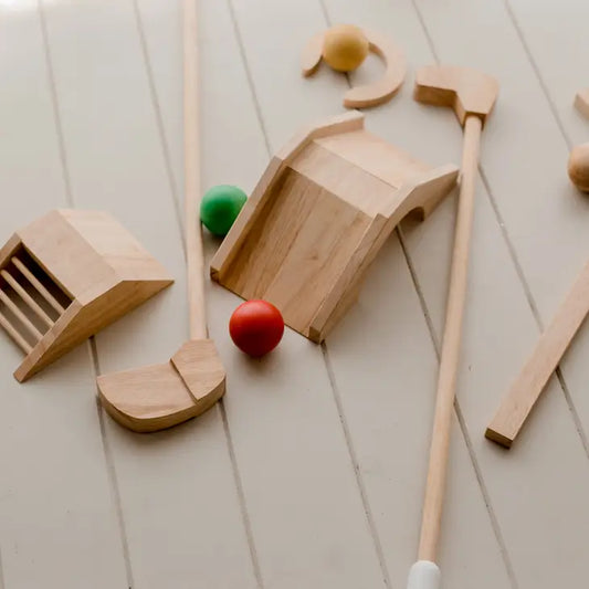 Qtoys Wooden Mini Golf Set