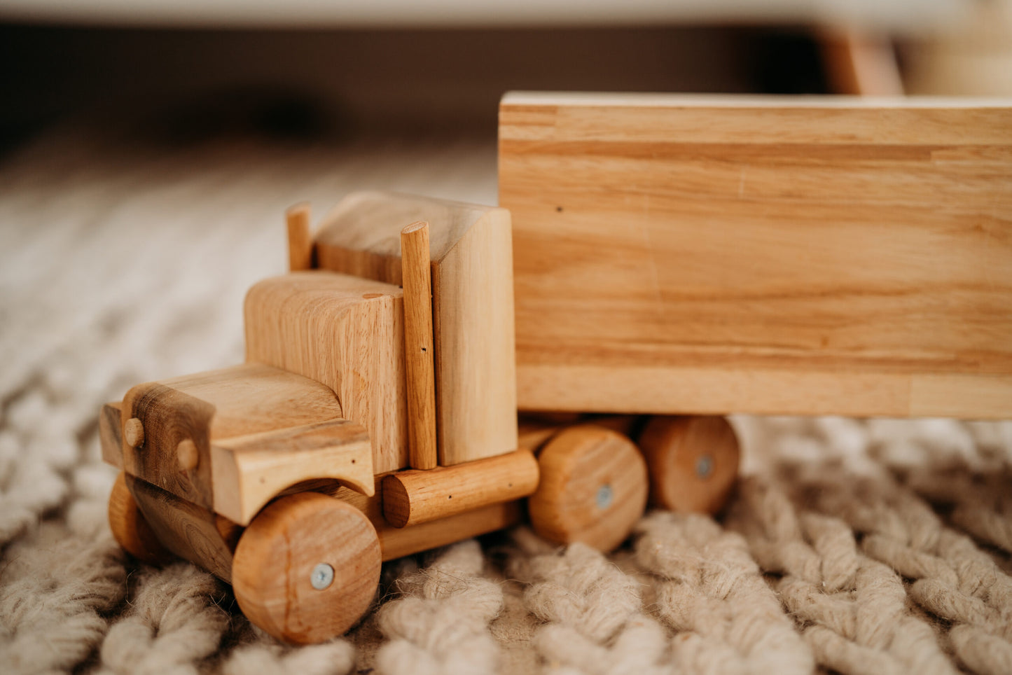 Qtoys Wooden Cargo Truck